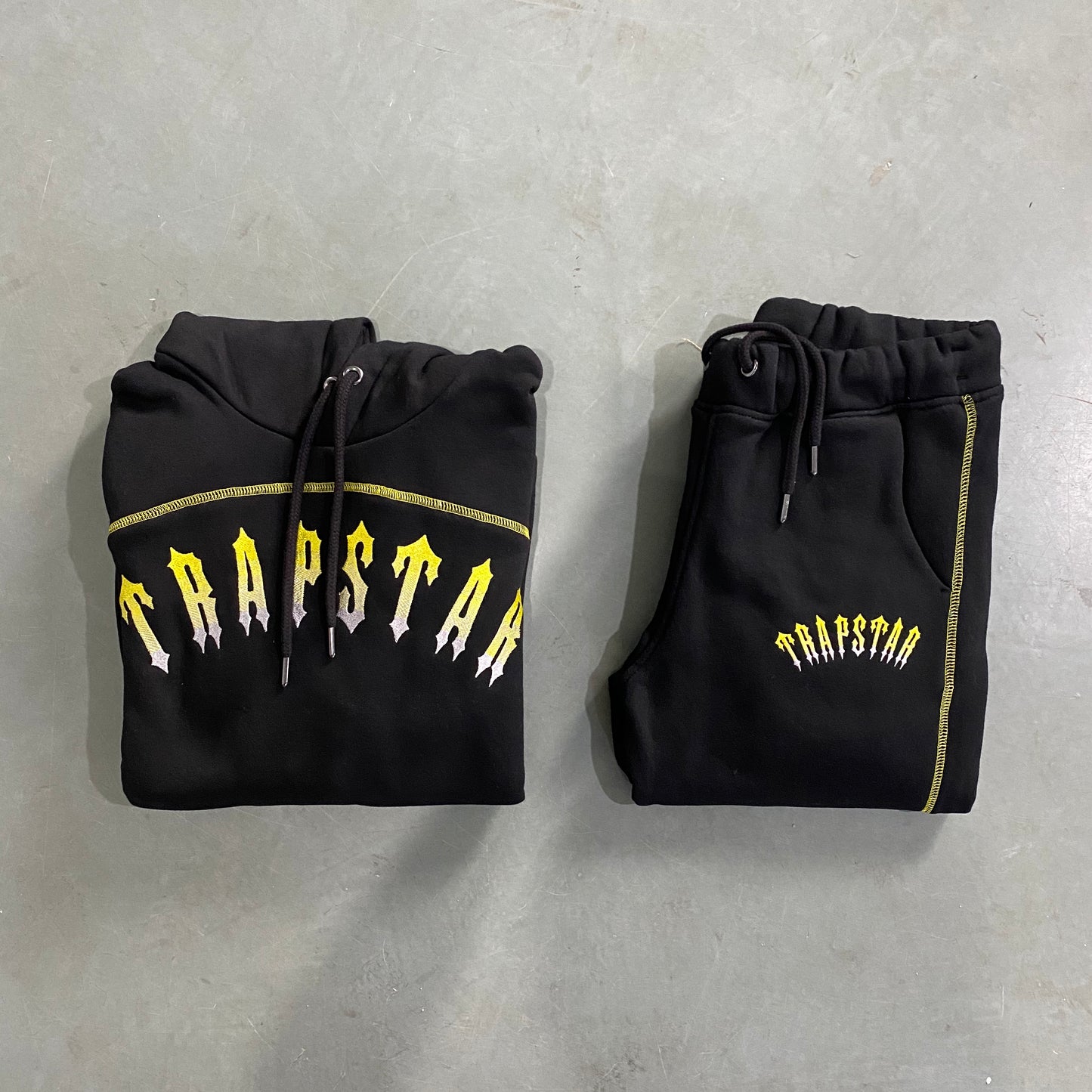 Trapstar Central Cee Set “Black”