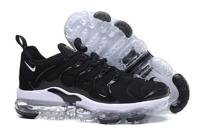 VaporMax Plus “Black/White”