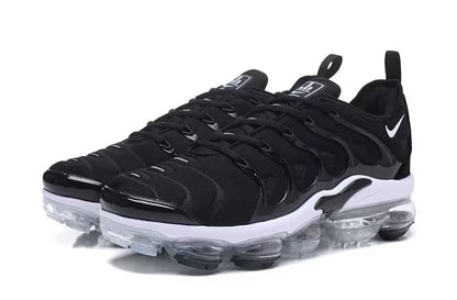 VaporMax Plus “Black/White”