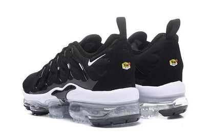 VaporMax Plus “Black/White”